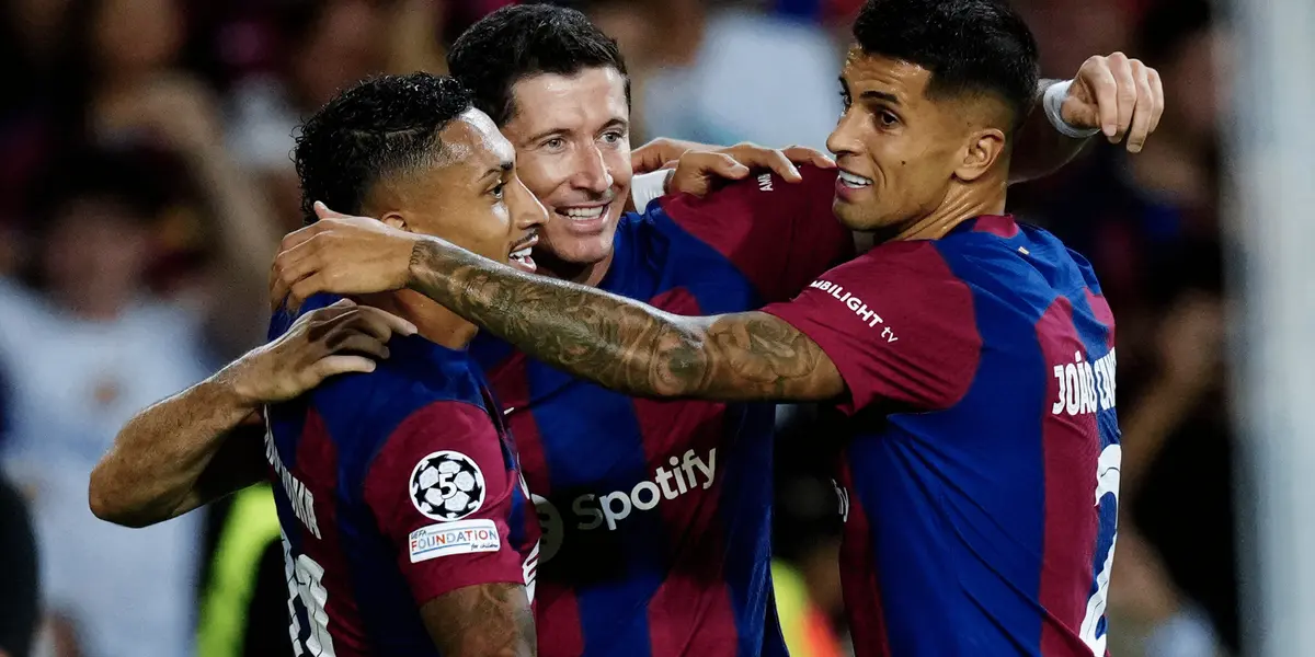 El conjunto blaugrana le gana, al cabo de los primeros 45 minutos, al Royal Antwerp por 3 a 0 en un concierto de Joao Félix