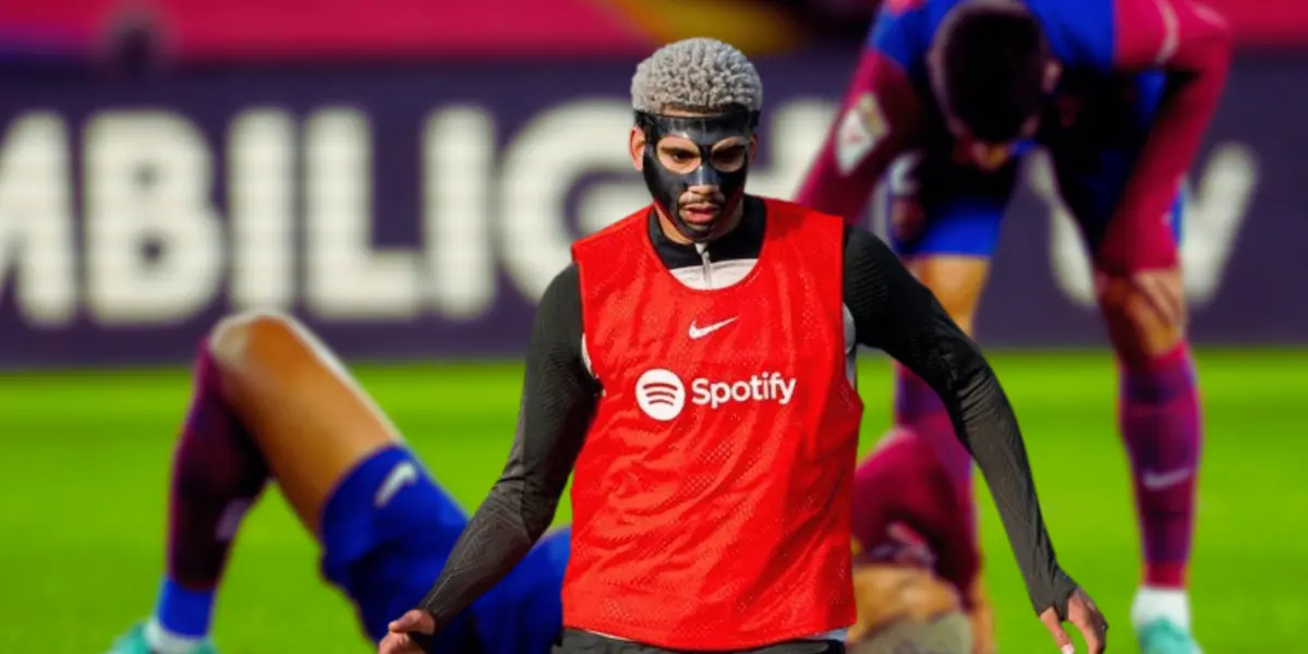 El defensor charrúa se entrena con una máscara y jugará con la misma en el partido ante el Girona, pero este jugador está sano y no va a entrenar siquiera