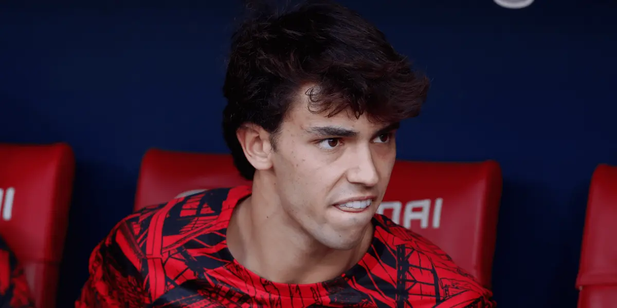 El delantero portugués tuvo que salir a desmentir un rumor falso en su cuenta de Twitter, el primero desde que llegó al Barça