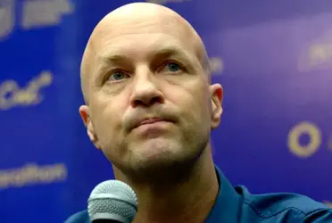 El director deportivo del Barça habló en la zona mixta tras la dura derrota del equipo ante el Real Madrid