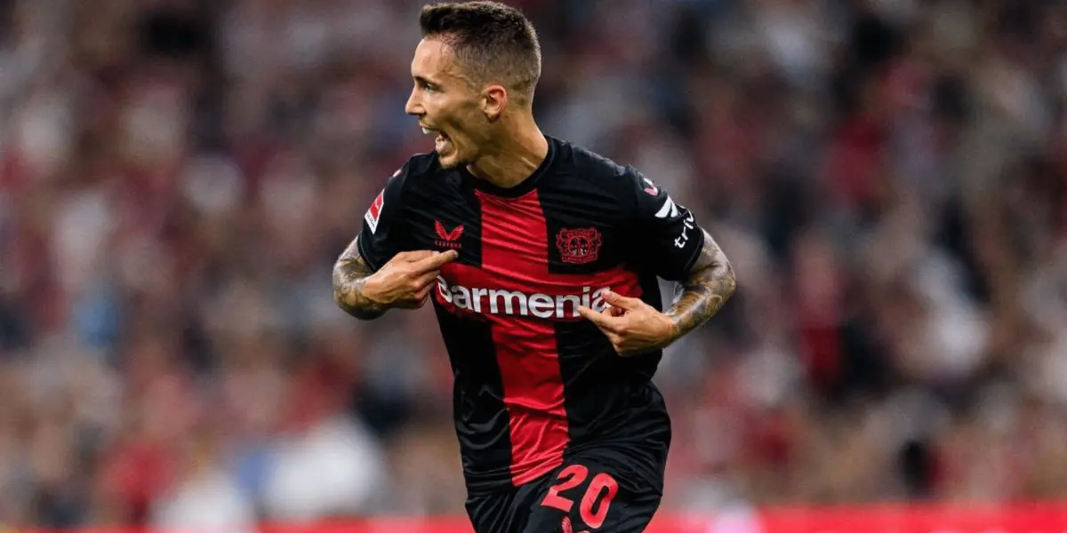 El elenco catalán no habría tenido interés en fichar al lateral que la está rompiendo toda en al Bundesliga