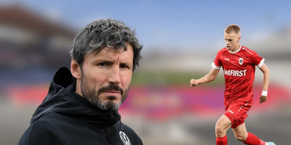 El entrenador neerlandés no quiere perder a una de sus joyas ante el Barça, ahora que sabe que el club blaugrana está interesado en él