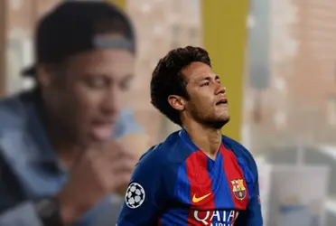 El extremo brasileño está muy identificado con el mundo de la fiesta y se reveló lo que comía cuando estaba en el conjunto blaugrana