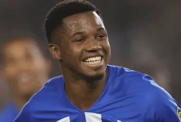 El extremo que está a préstamo en el elenco inglés volvió a marcar, esta vez por la Europa League y para ganar el partido