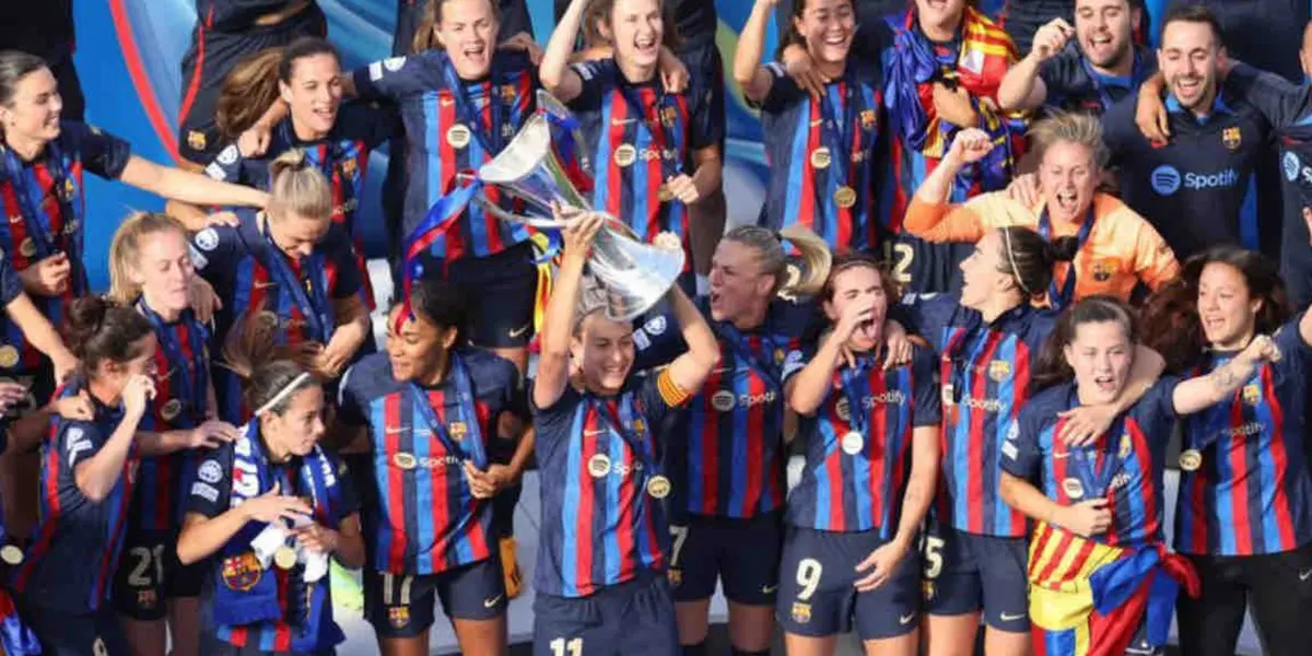 El FC Barcelona ha sido galardonado como el mejor club del mundo y el equipo femenino ha tirado del carro
