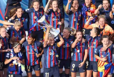 El FC Barcelona ha sido galardonado como el mejor club del mundo y el equipo femenino ha tirado del carro