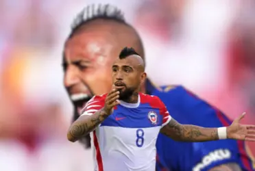 El mediocampista chileno, que se encuentra lesionado, reaccionó en vivo en su canal de Twitch al partido de Chile y así perdió los papeles