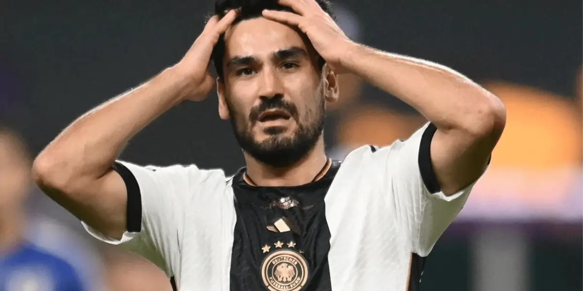 El mediocampista de la selección alemana y del FC Barcelona se retiró del campo con una dolencia en la espalda