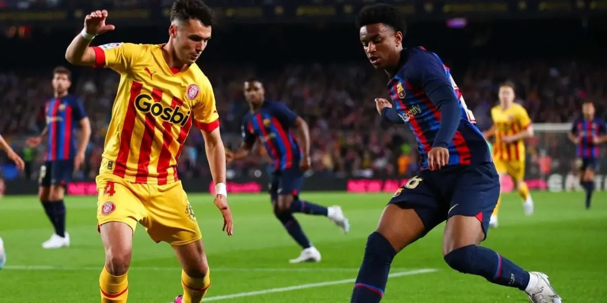 Pálido primer tiempo que tiene como jugada destacada el cabezazo del charrúa que se paseó por toda la línea